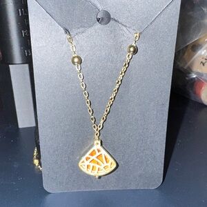 Chic Gold Necklace with Orange Pendant